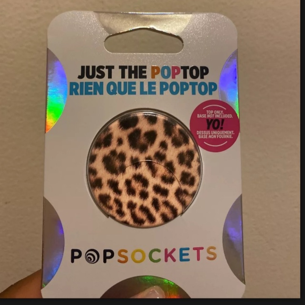 Swappable Cheetah pop socket
